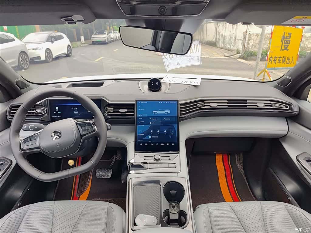 NIO ES8, 2022 10