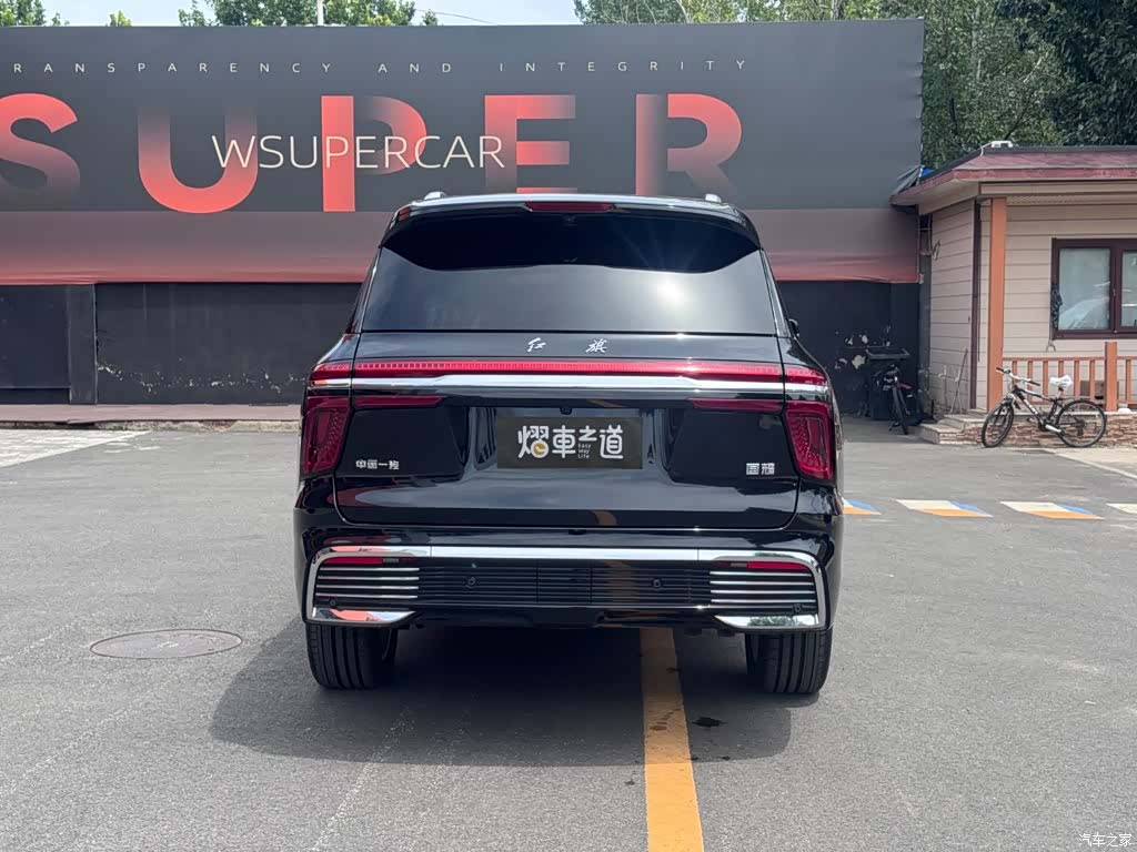 Hongqi 6, 2022 4