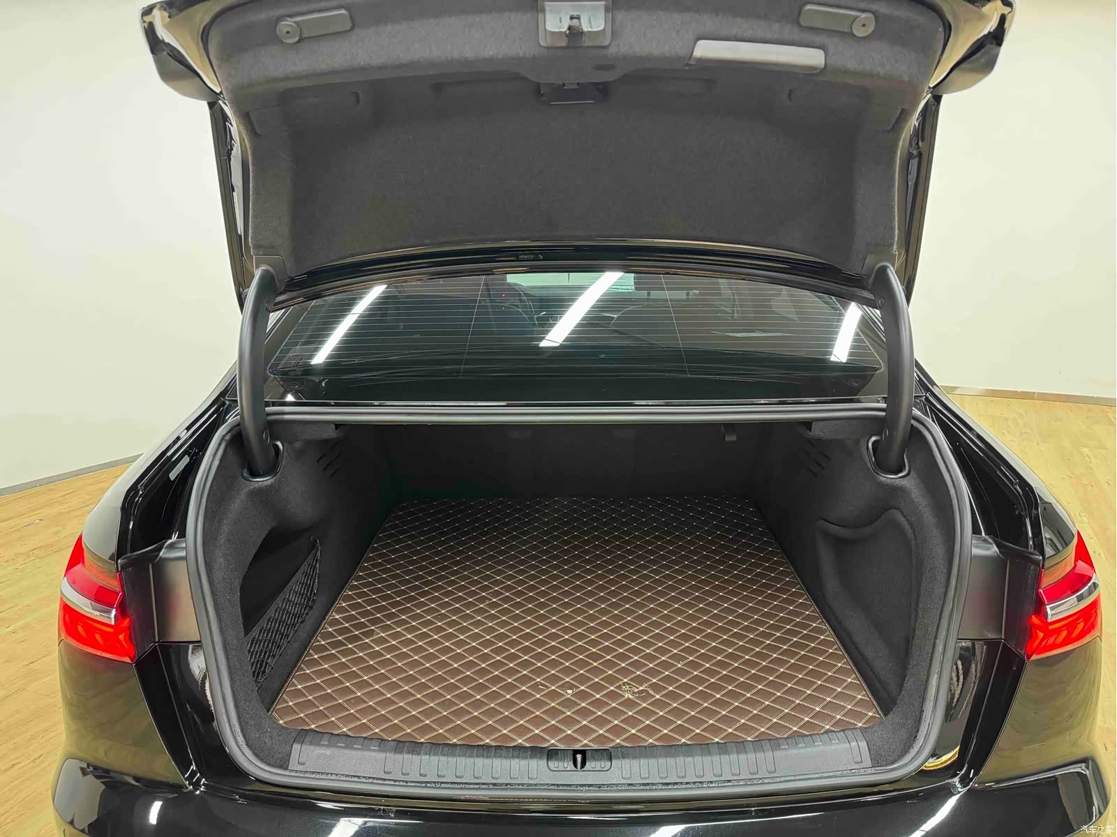Audi A6L, 2019 34
