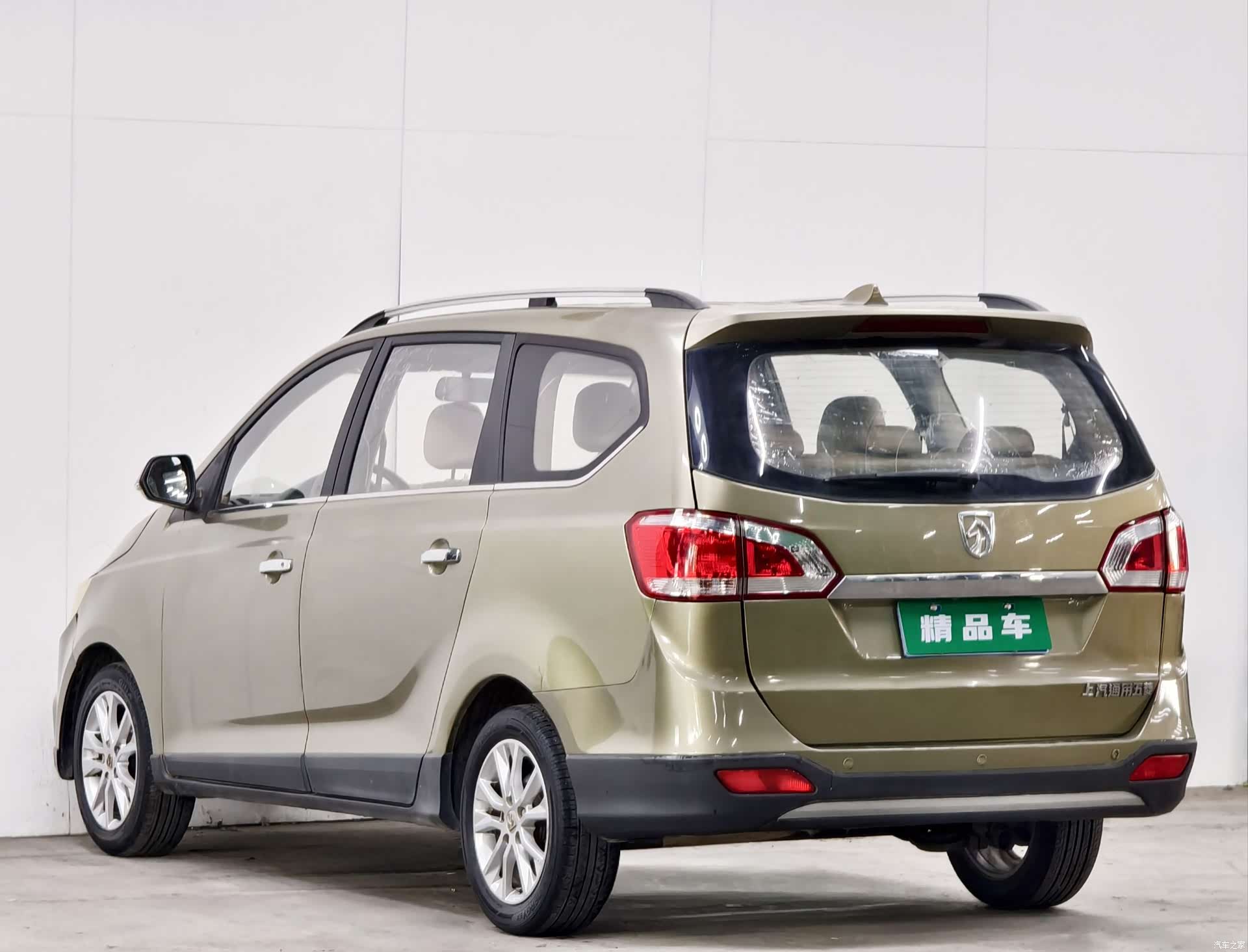 Wuling 730, 2015 6