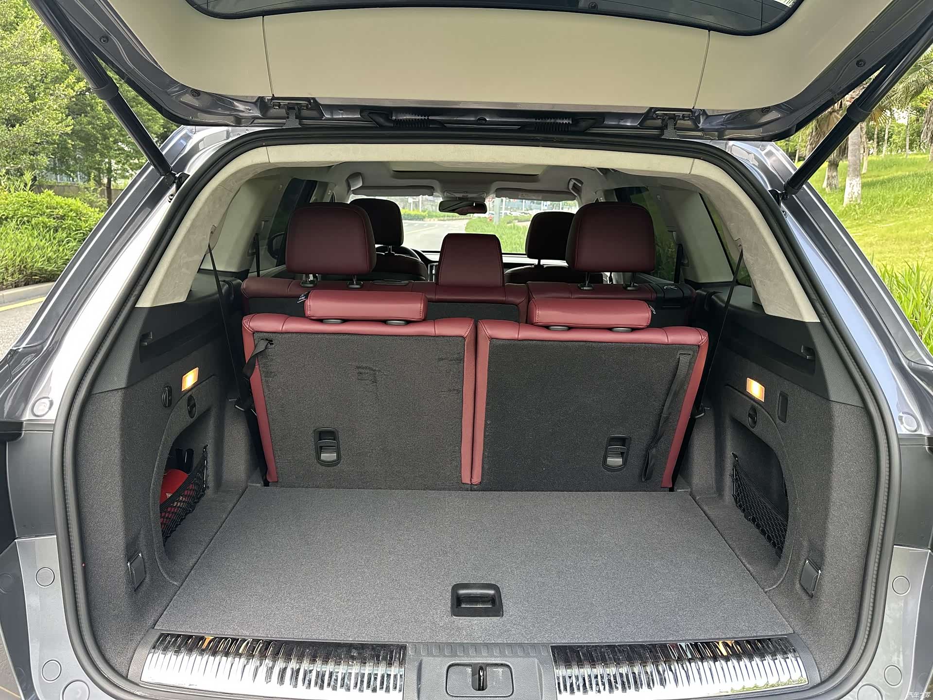 Hongqi HS7, 2022 8