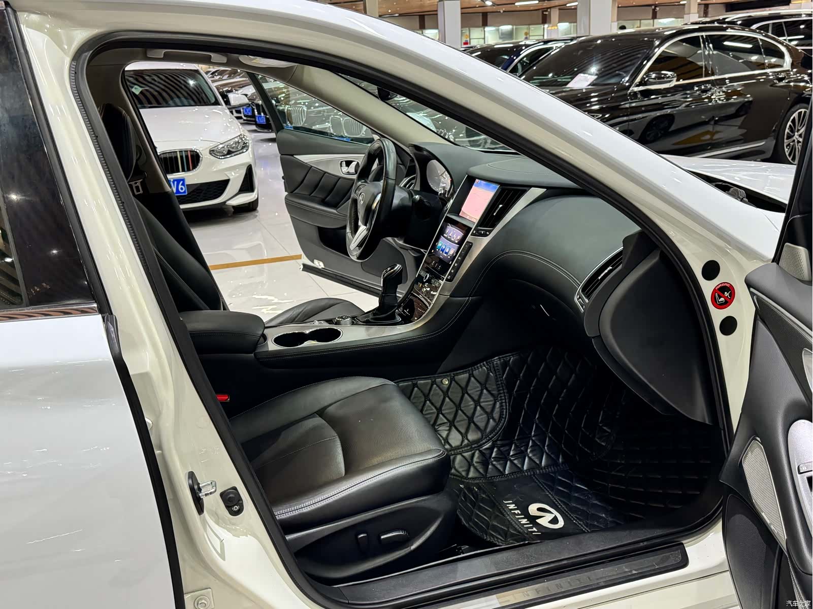 Infiniti Q50L, 2018 24