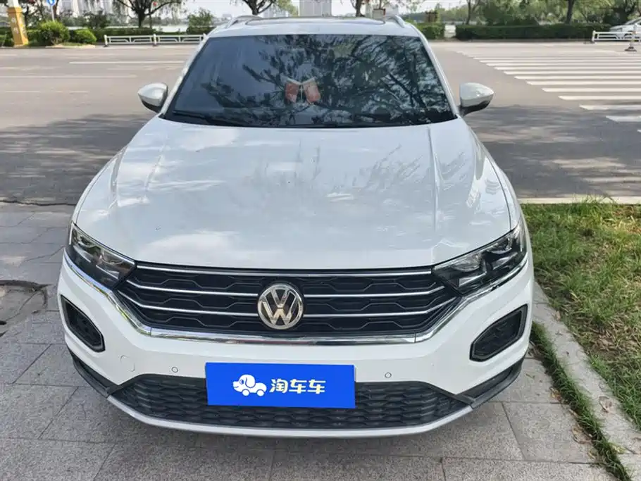 Volkswagen T-ROC exploring Songs