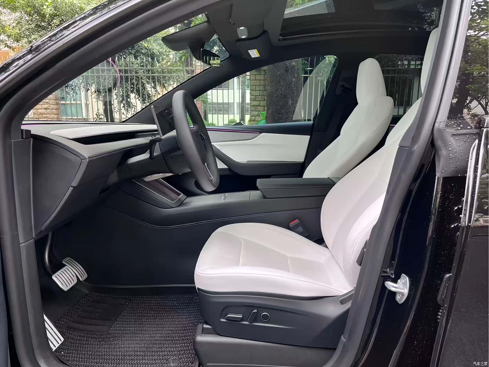 Tesla Model Y, 2026 3