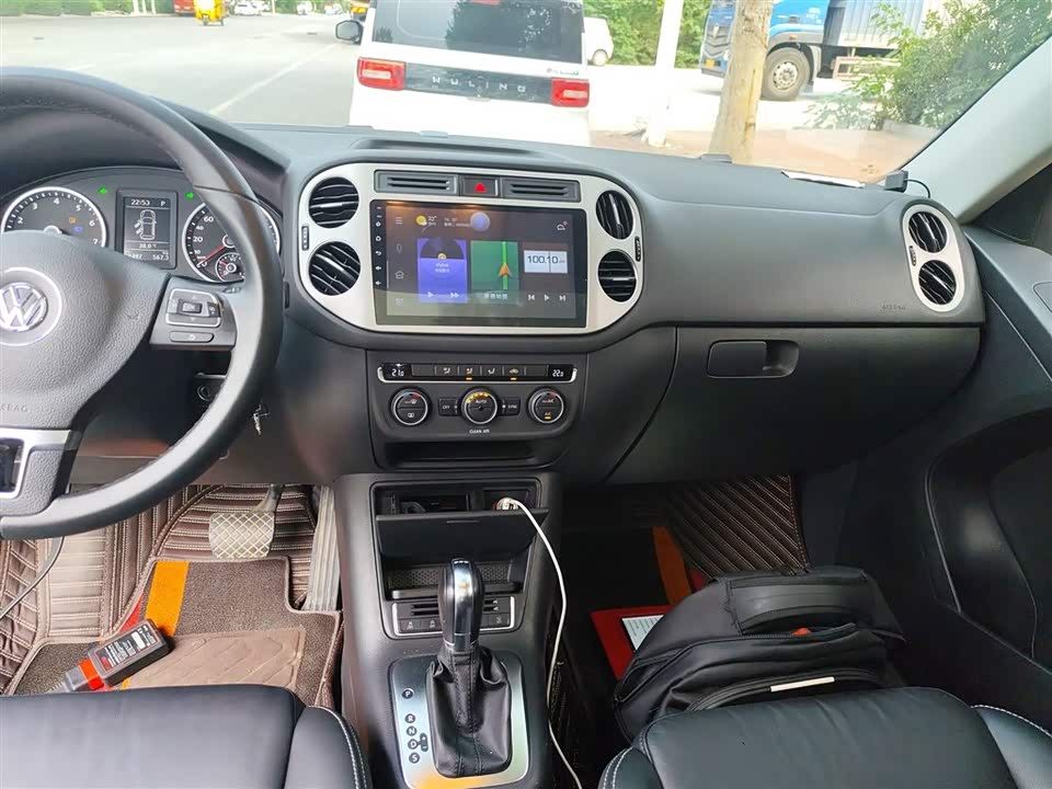 Volkswagen Tiguan Volkswagen Tiguan