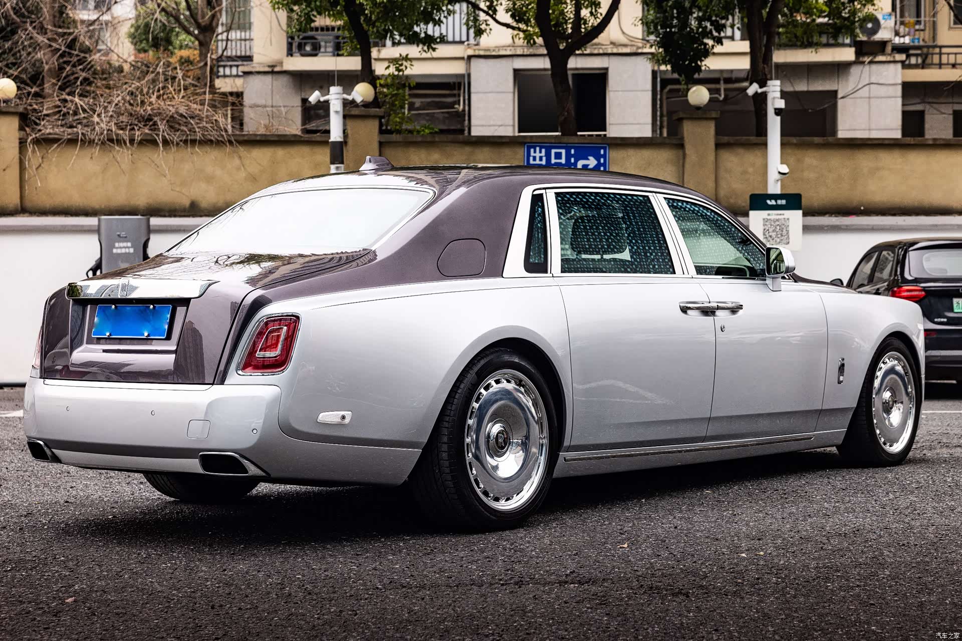 Rolls-Royce Phantom, 2018 21