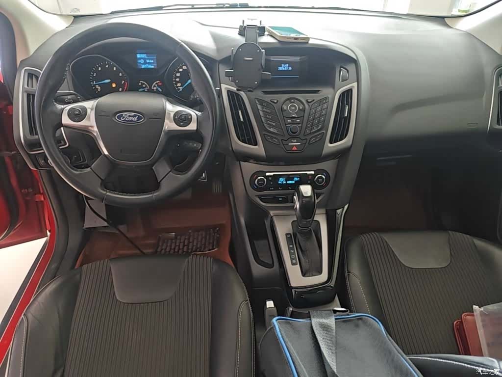 Ford Focus, 2015 6
