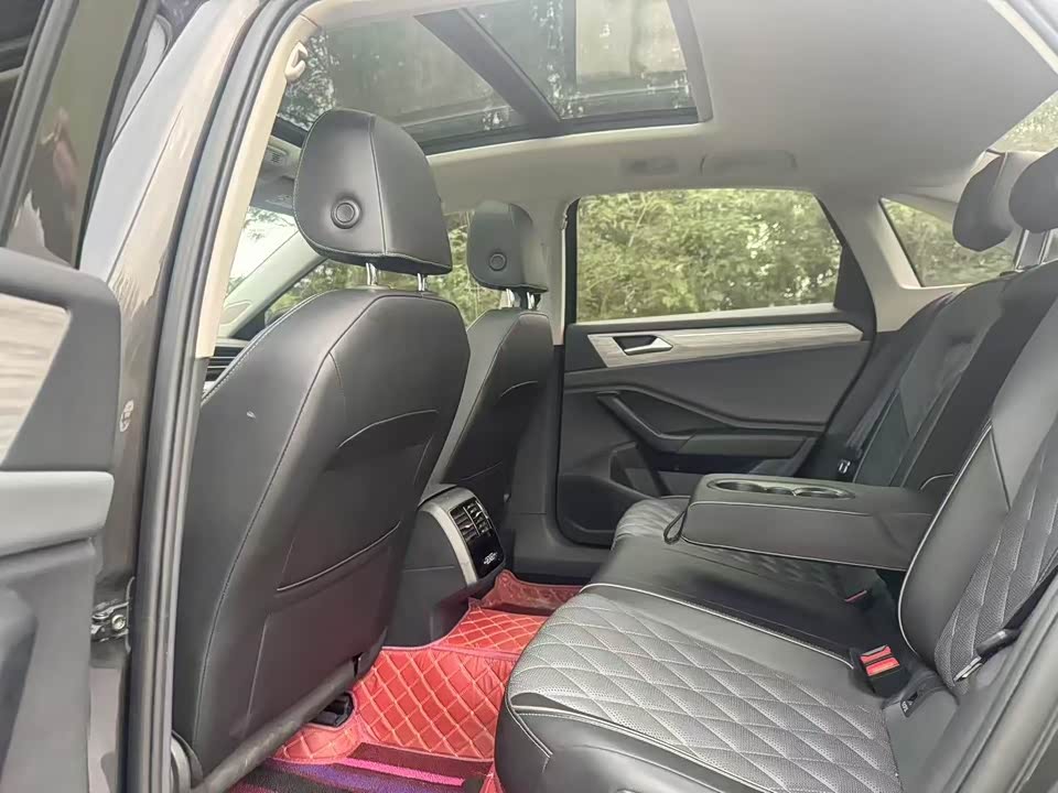 Volkswagen Sagitar Volkswagen Sagitar