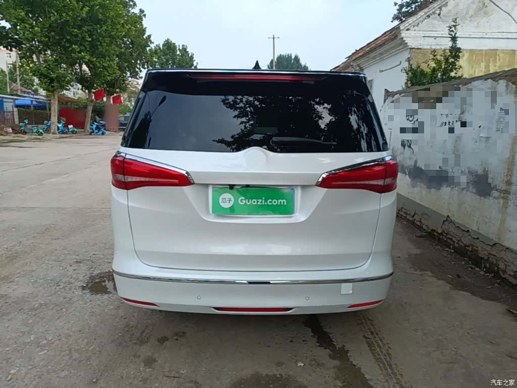Buick GL8, 2019 6