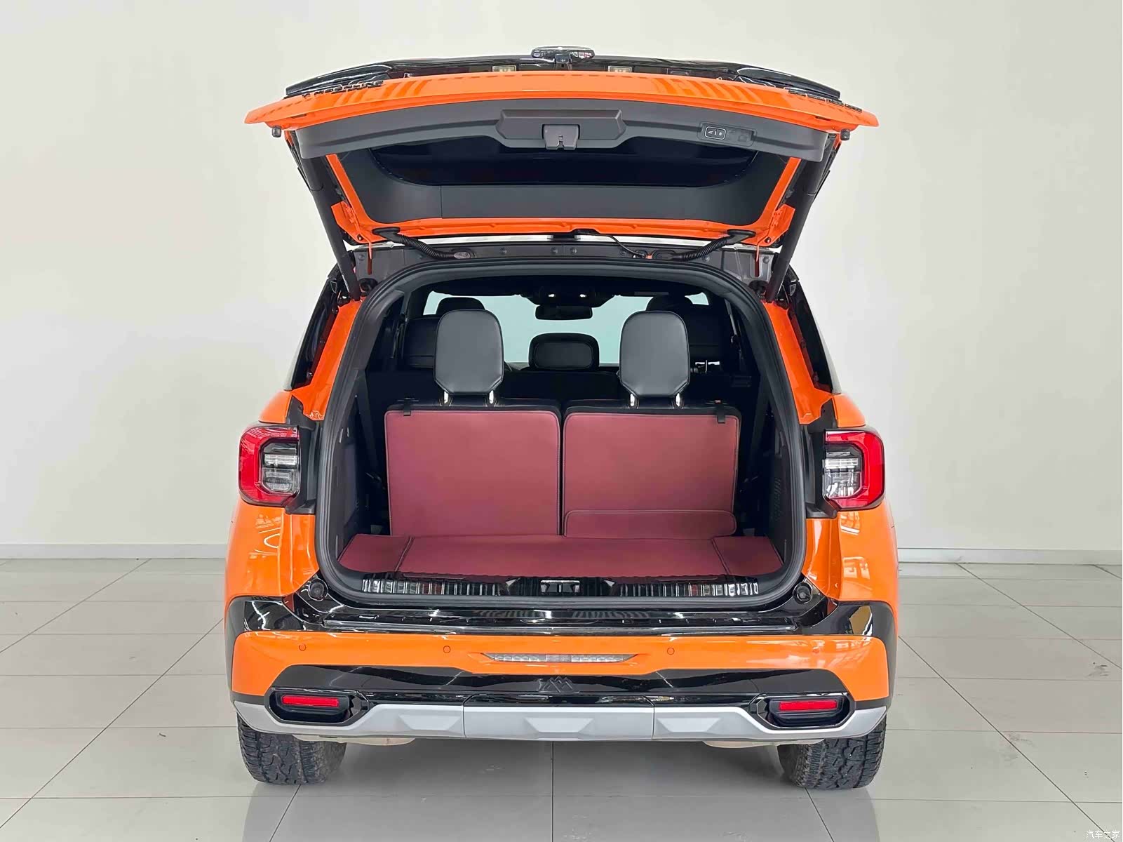 Ford Explorer, 2024 8