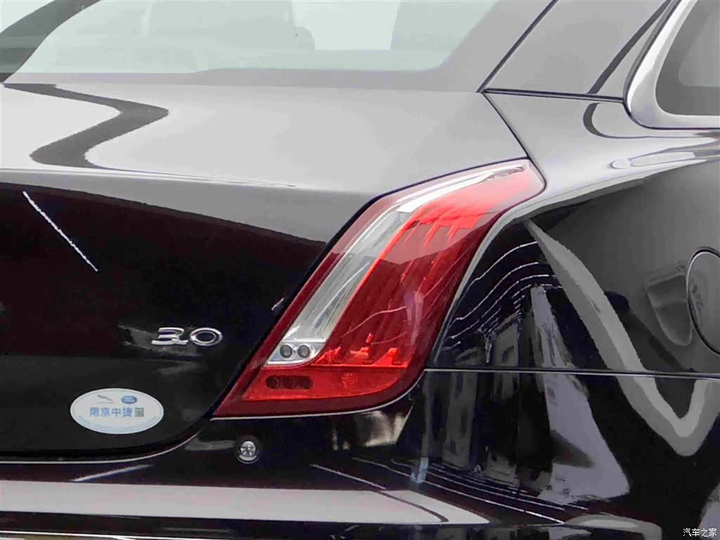 Jaguar XJ, 2015 20