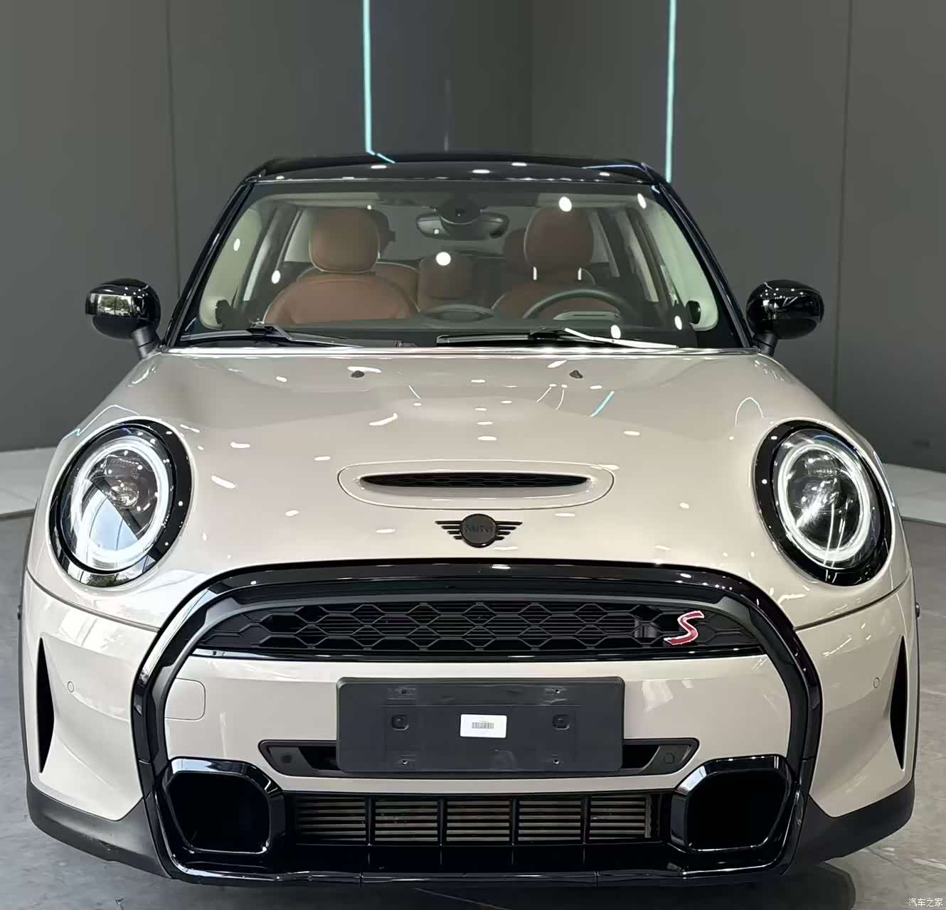 Mini Cooper, 2023 2