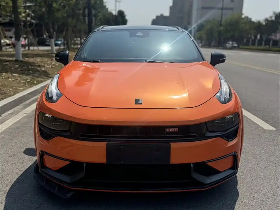 Lynk & Co 02 Hatchback