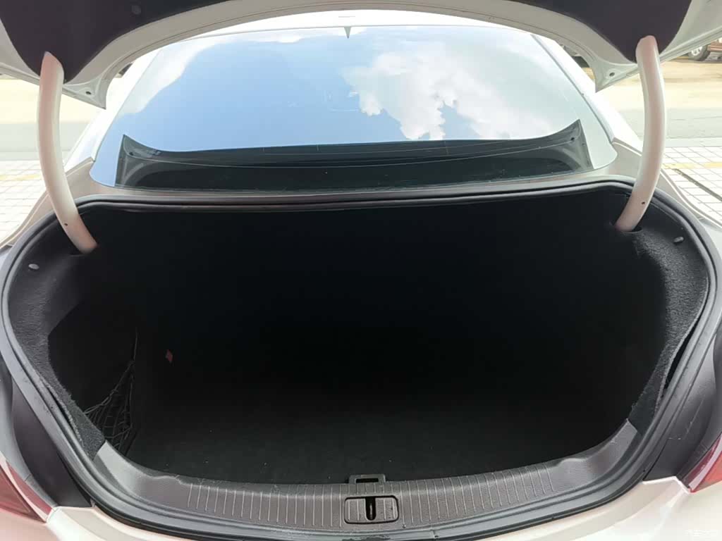 Buick Regal, 2017 19