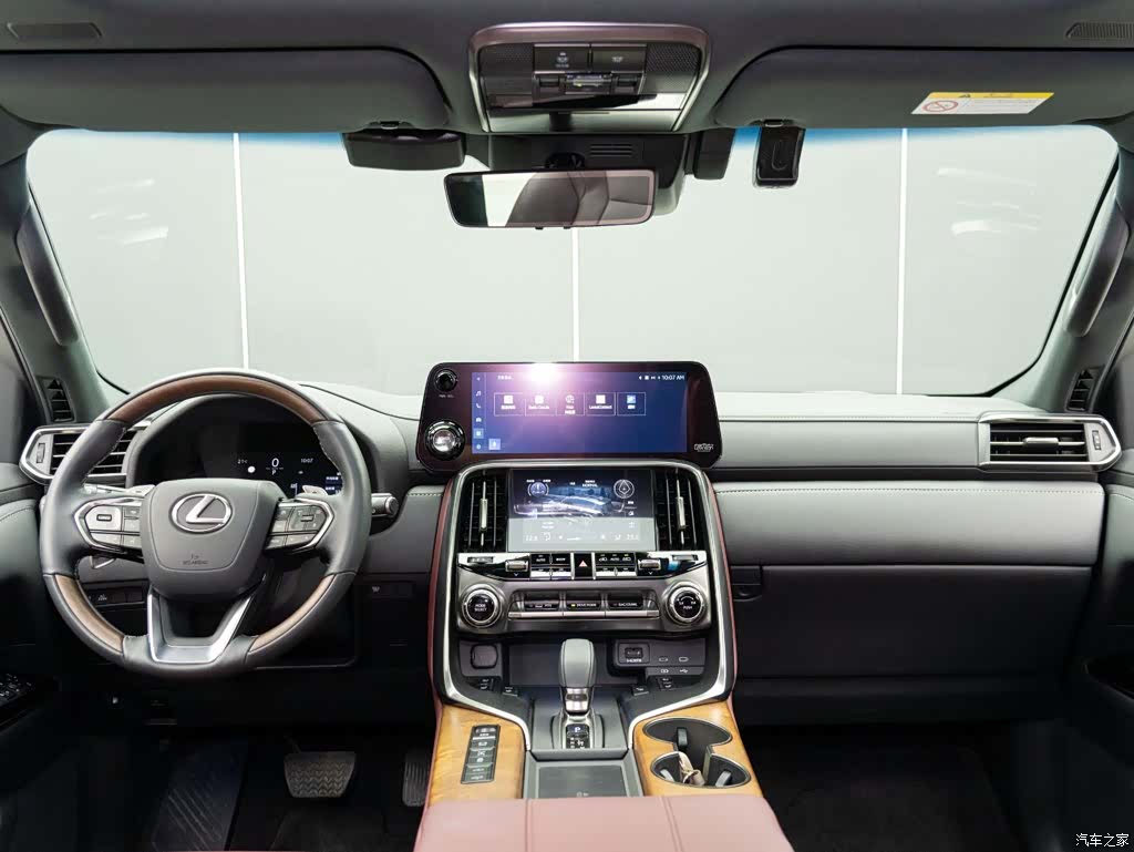 Lexus LX, 2026 15