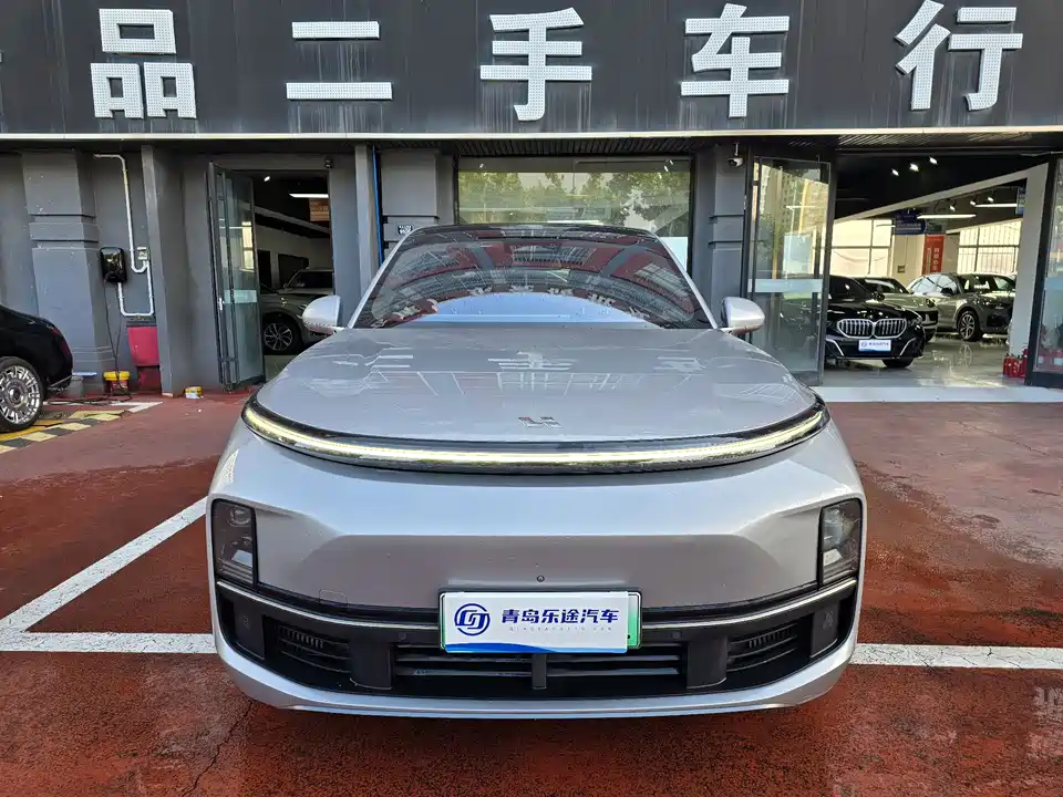 Li Auto Ideal L8