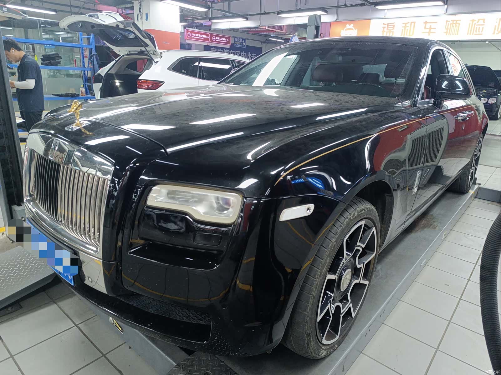 Rolls-Royce Ghost, 2014 1