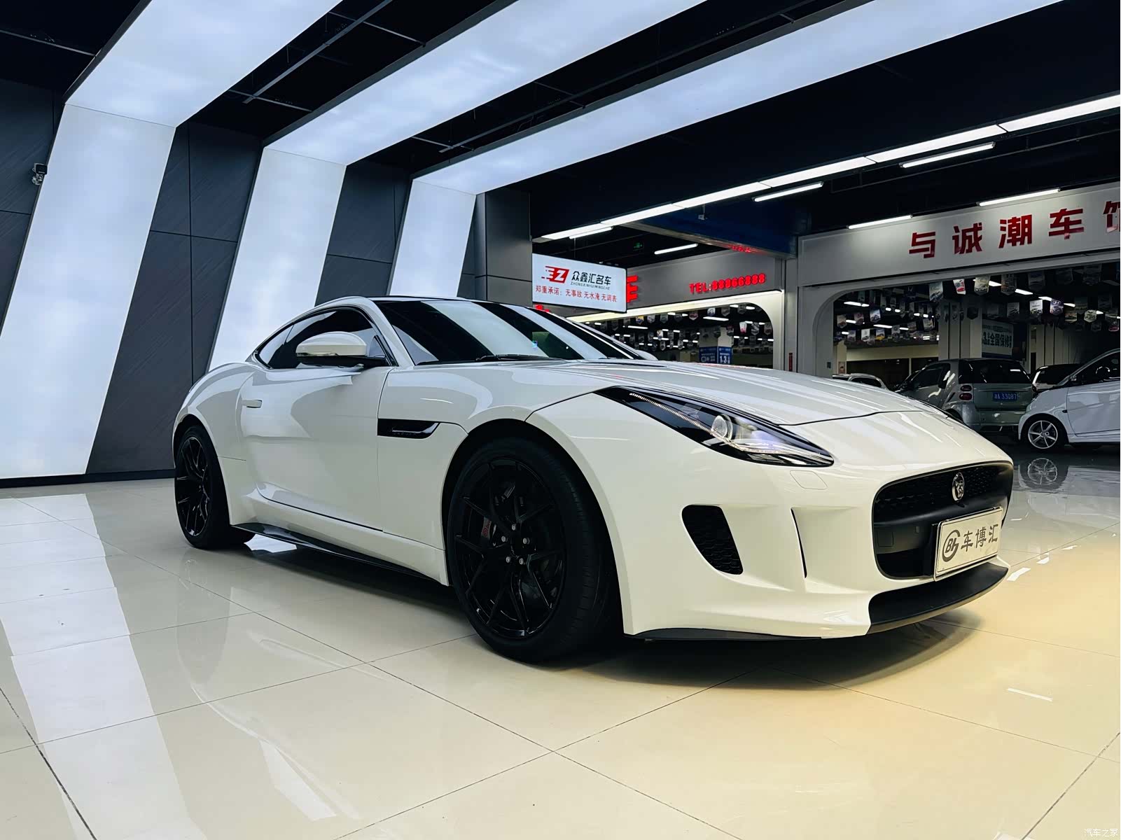 Jaguar F-TYPE, 2017 3