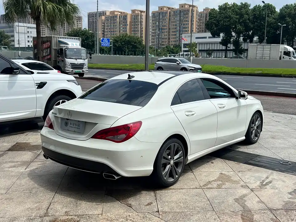 Mercedes-Benz CLA