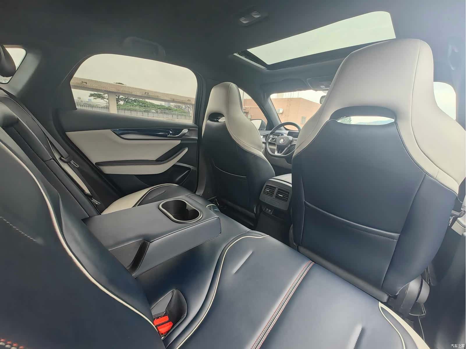 BYD Qin, 2022 11