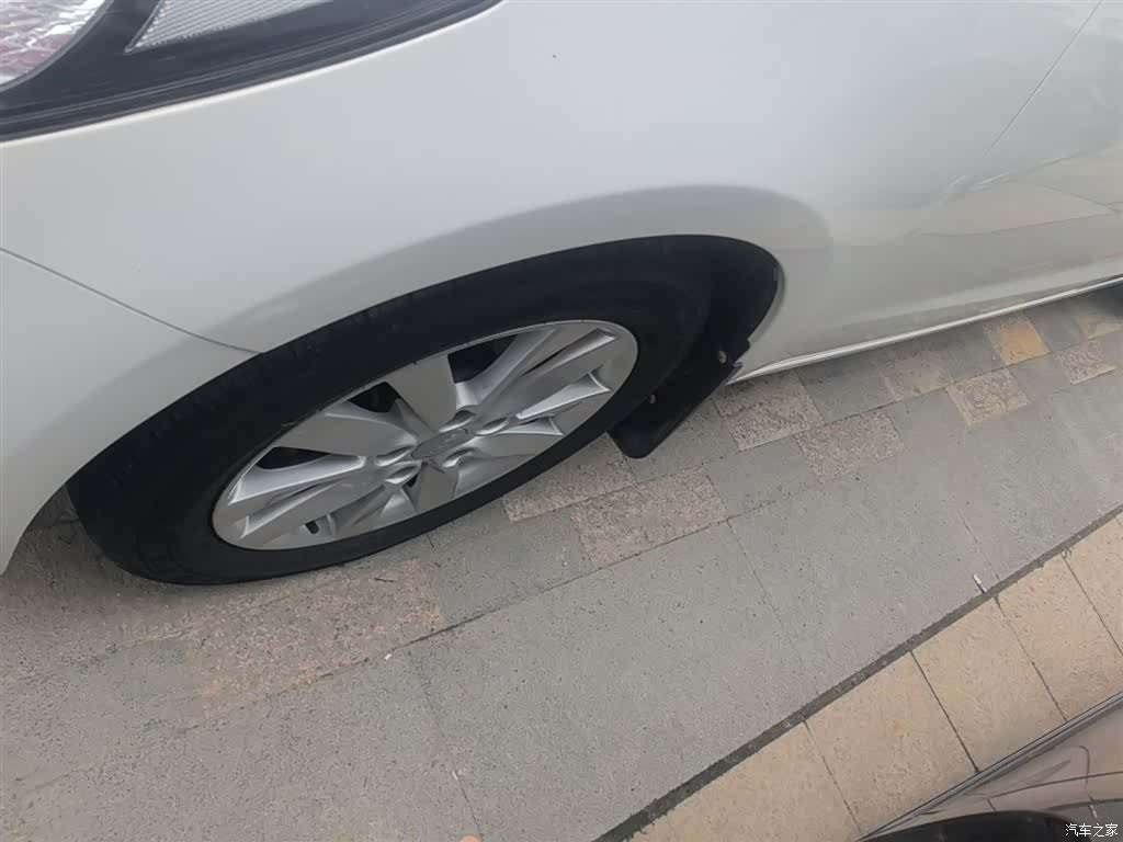 Kia K3, 2014 23