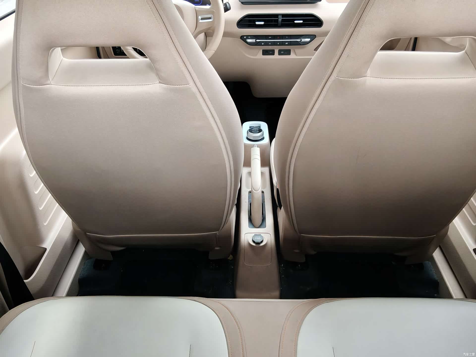Geely Panda, 2024 8