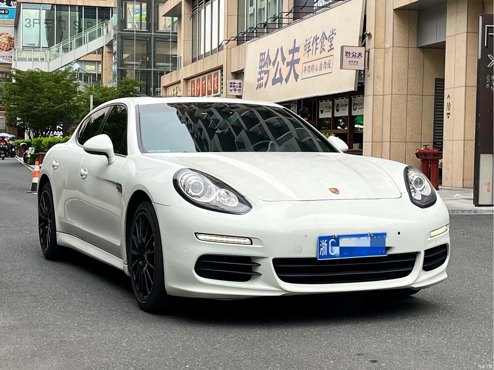 Porsche Panamera, 2013 3
