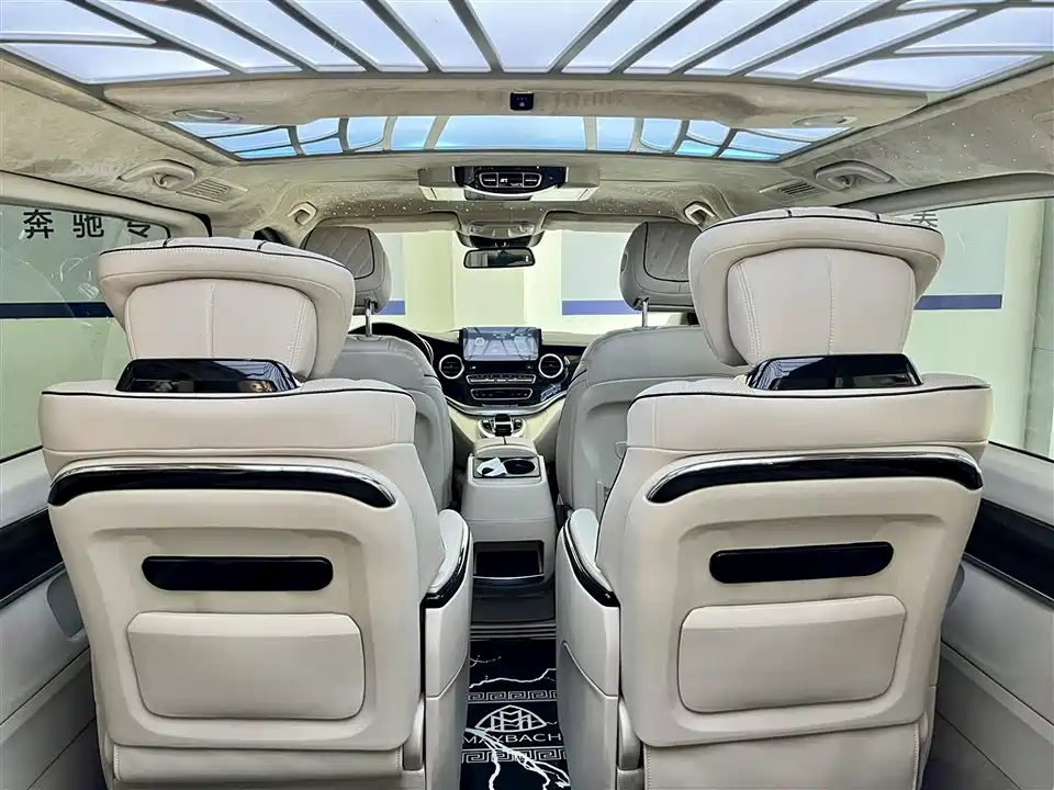 Mercedes-Benz V-class