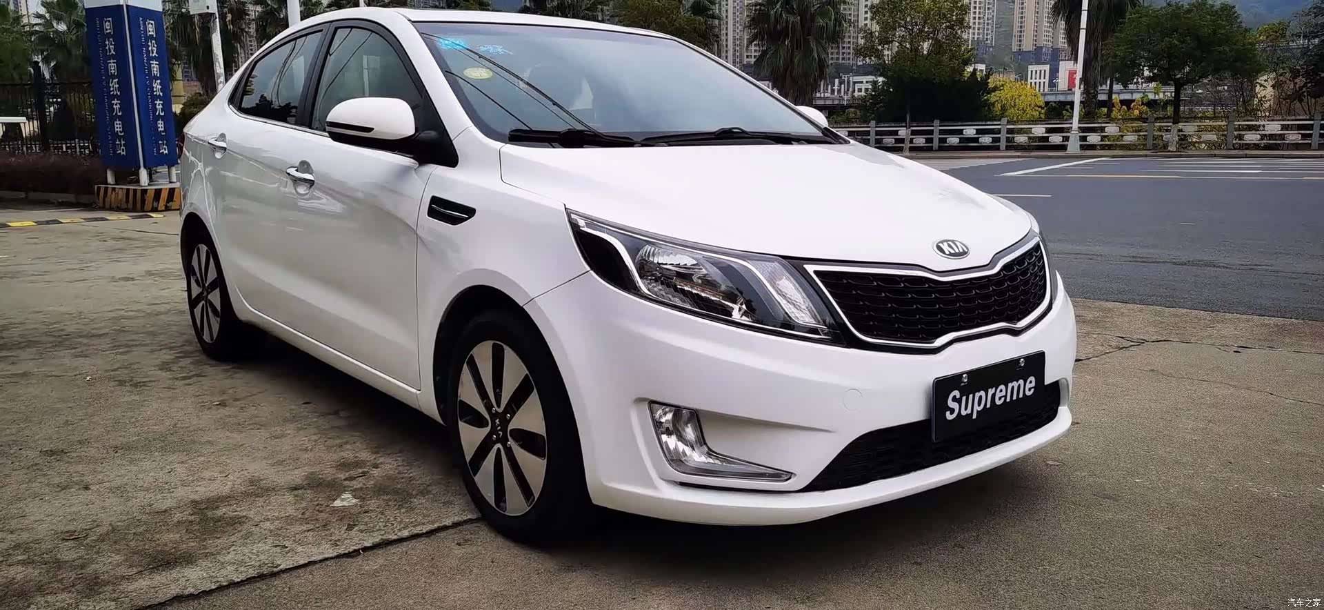 Kia K2, 2015 3