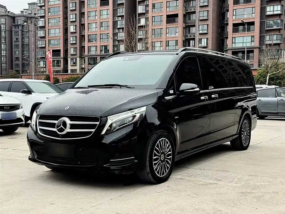 Mercedes-Benz V-class