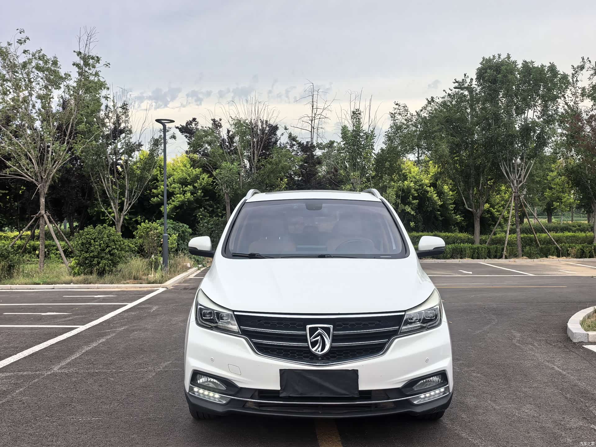 Wuling 730, 2017 2