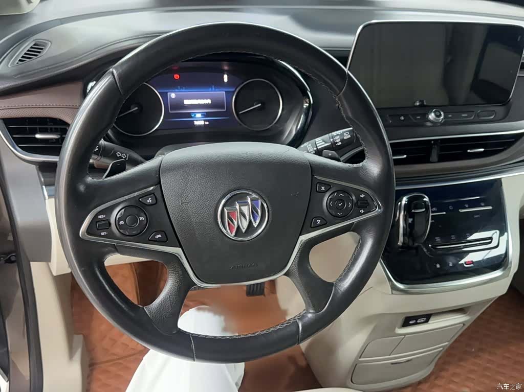 Buick GL8, 2022 4