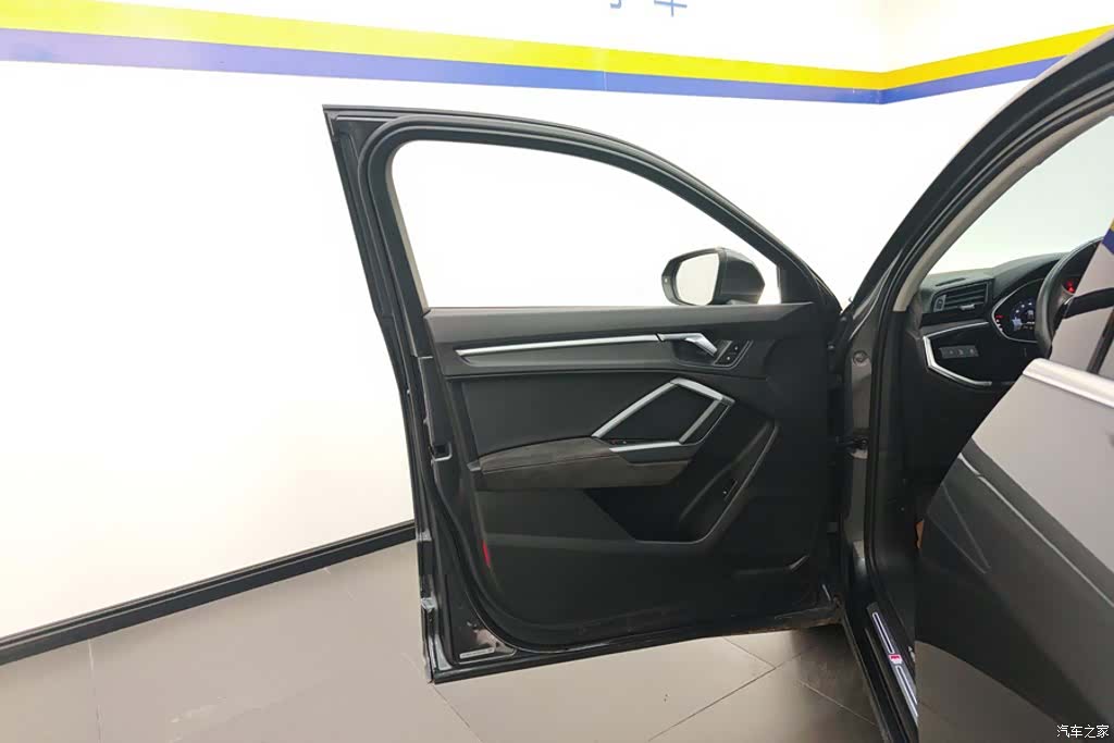 Audi Q3, 2021 7
