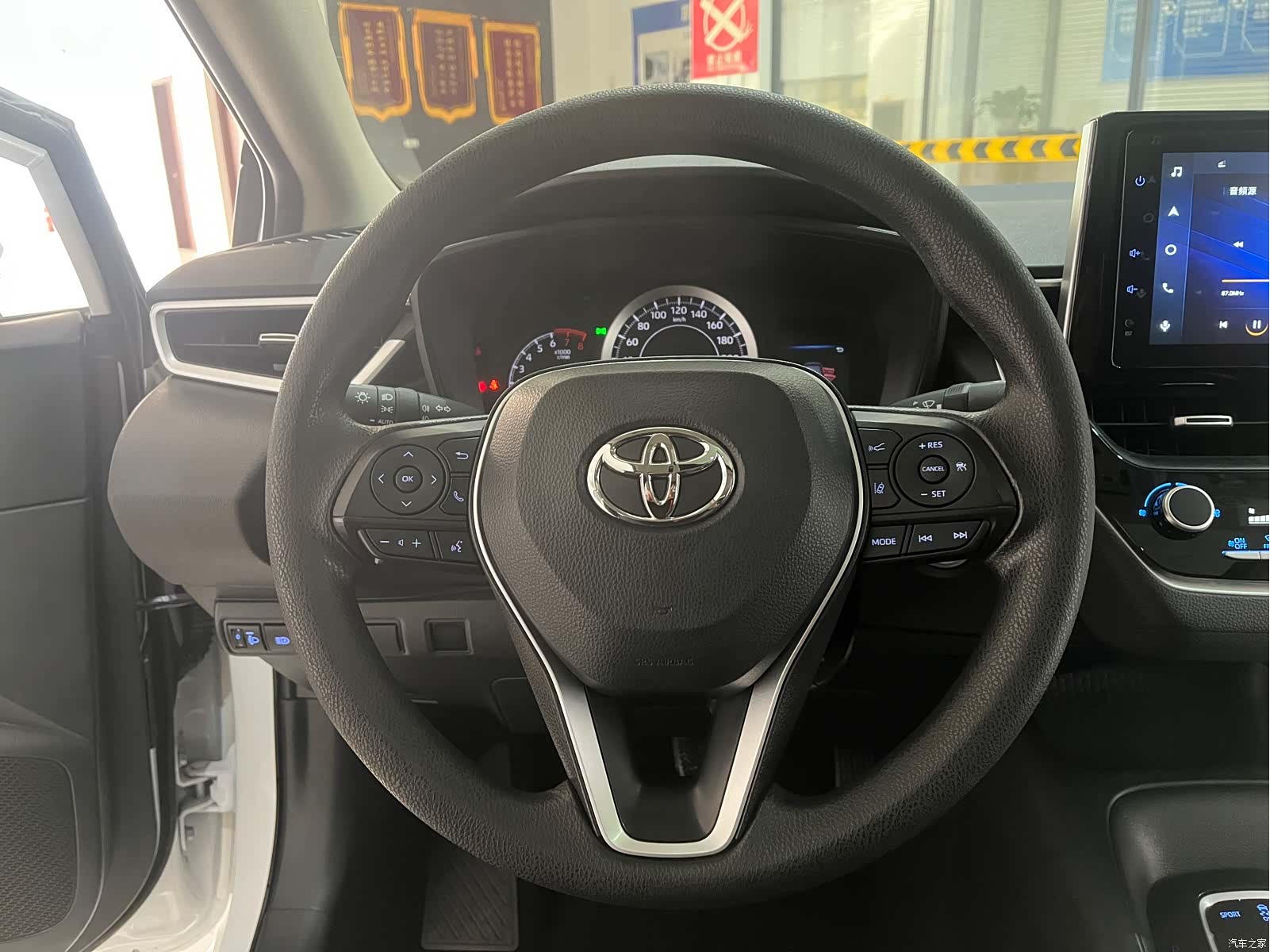 Toyota Corolla, 2022 12