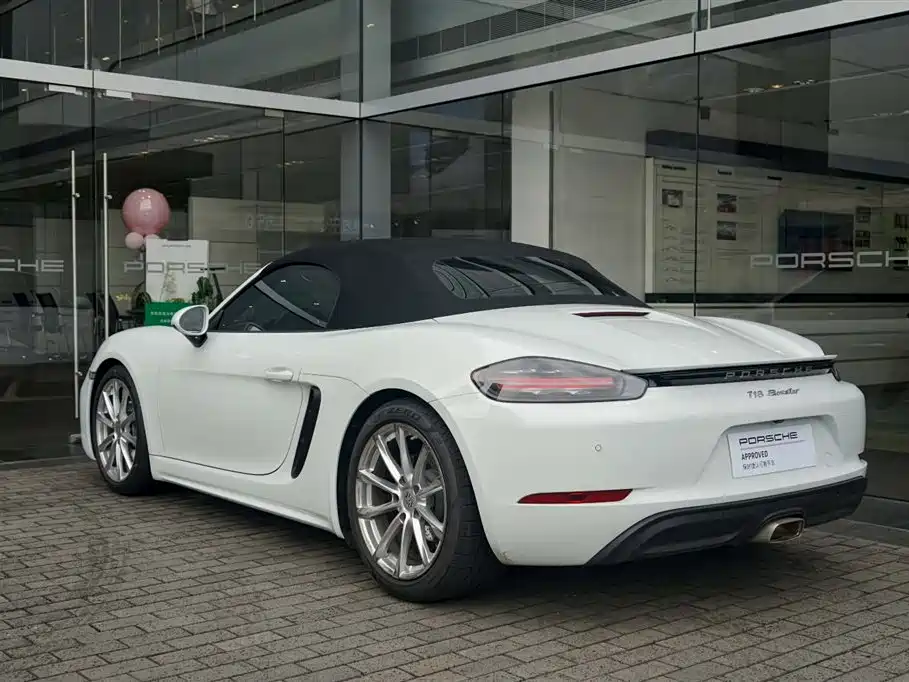 Porsche 718