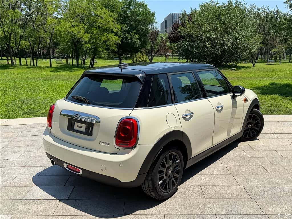 Mini Cooper, 2015 6