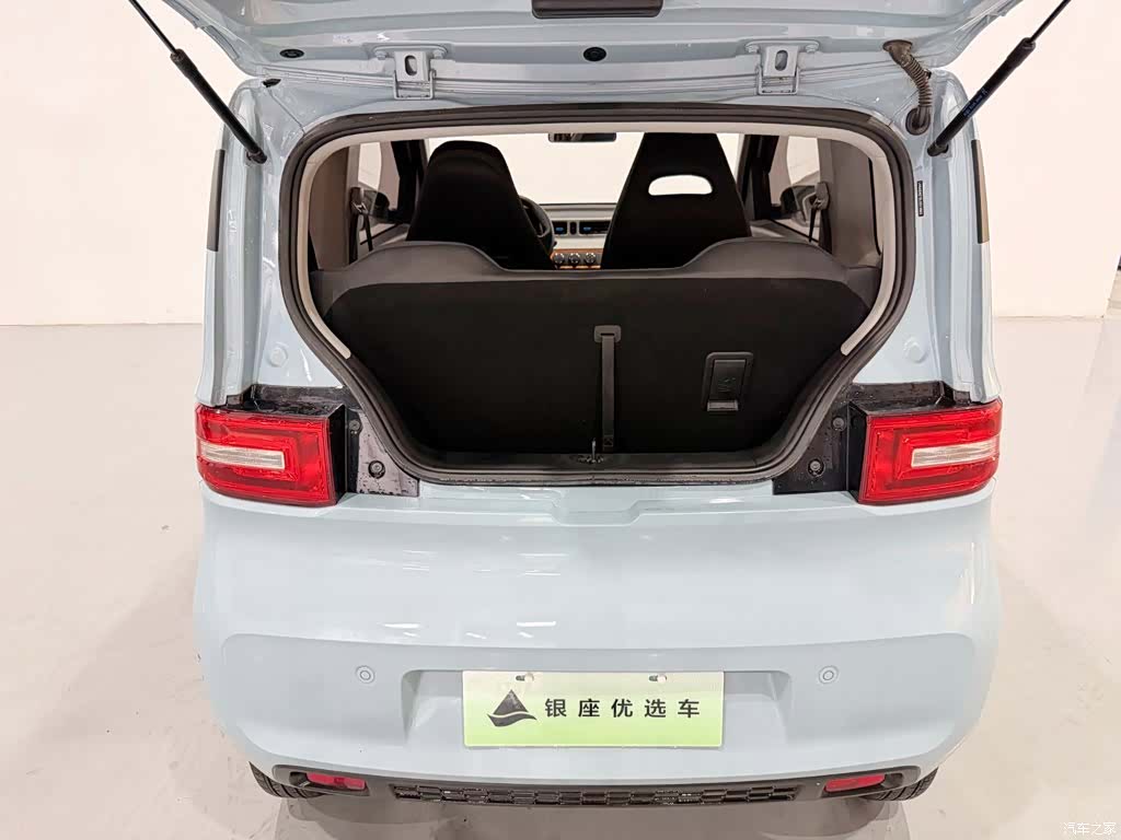 Wuling MINIEV, 2020 11
