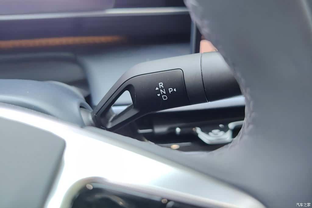 Geely Galaxy E5, 2025 16