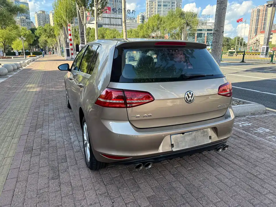 Volkswagen golf