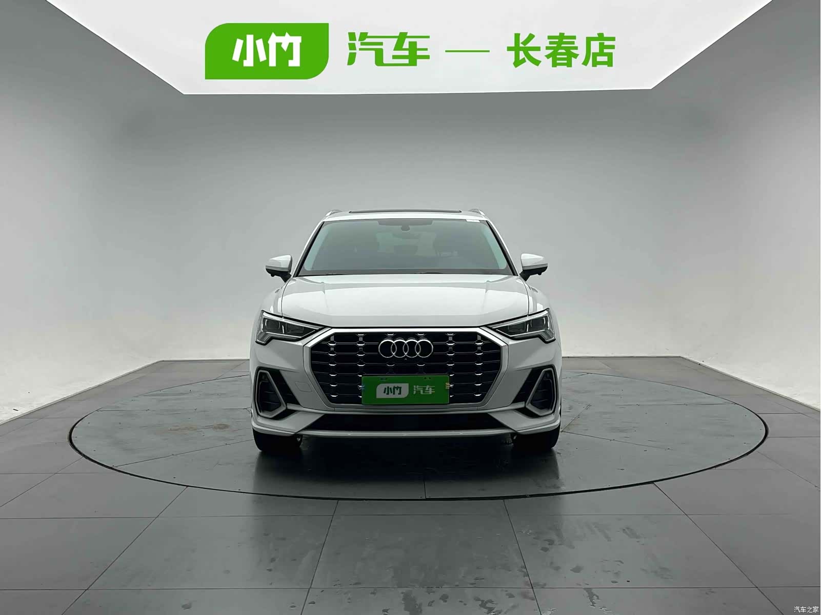 Audi Q3, 2022 2