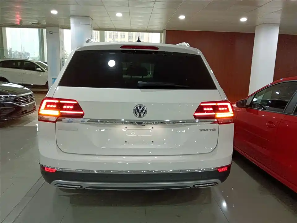 Volkswagen Tourang