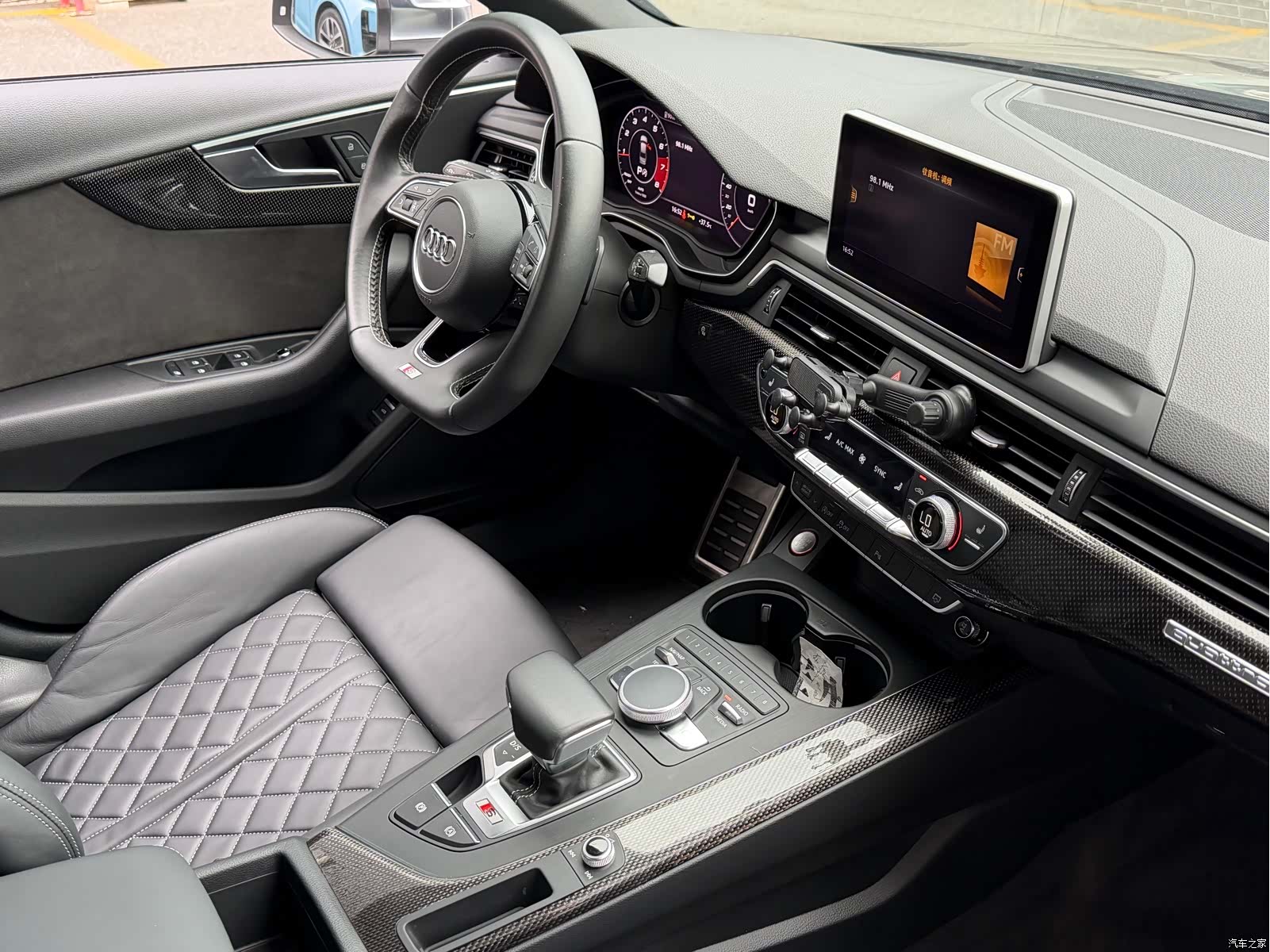 Audi S4, 2019 10