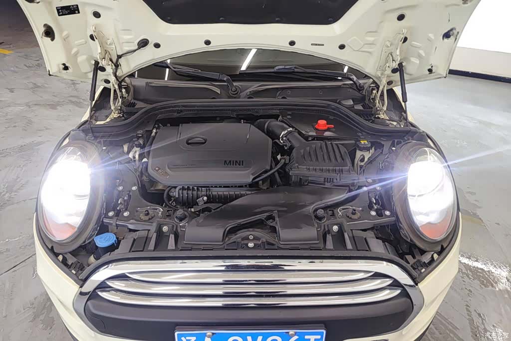 Mini ONE, 2018 10