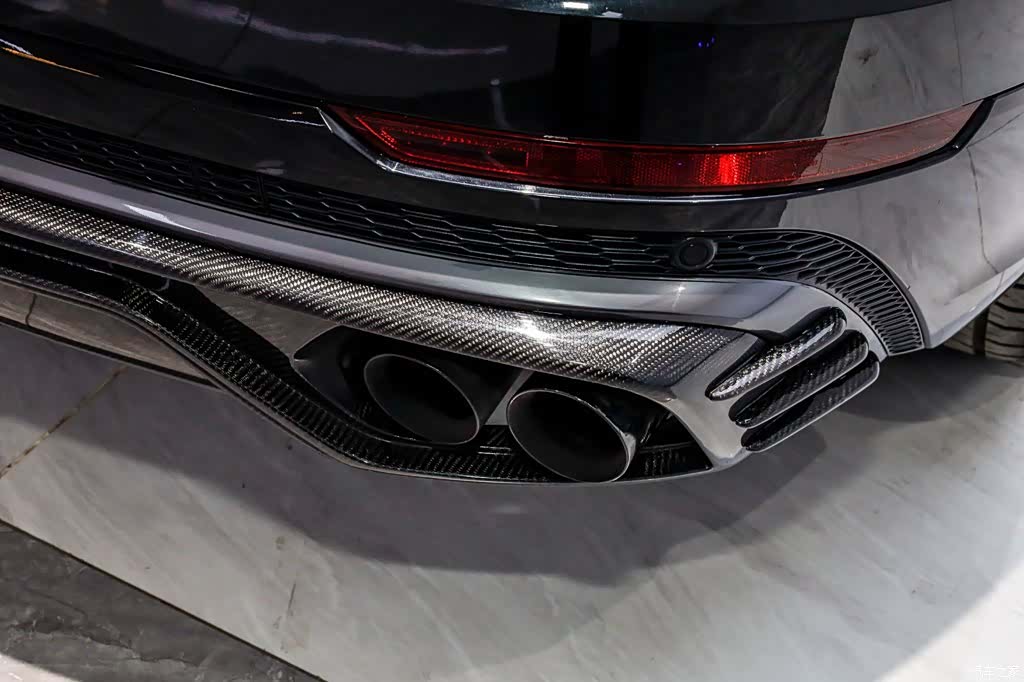 Audi Q8, 2023 34
