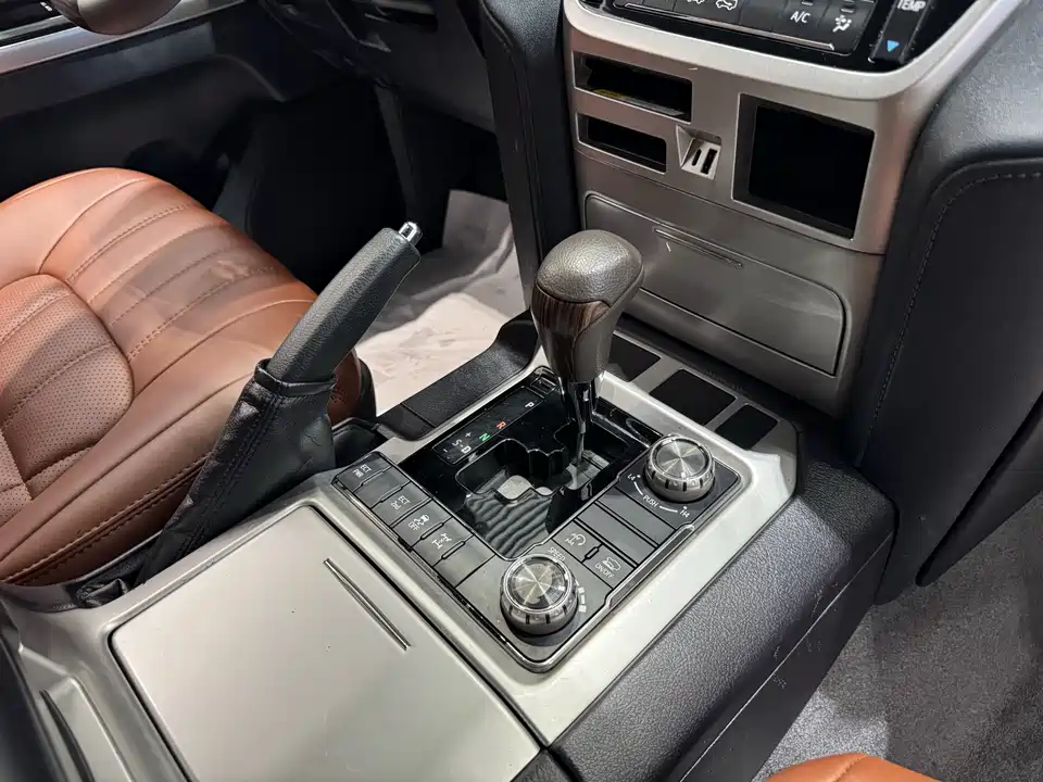 Toyota Land Cruiser Toyota Land Cruiser