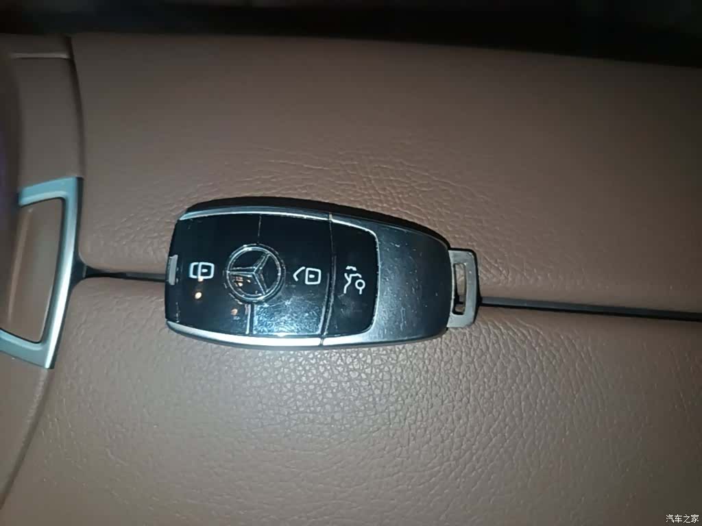 Mercedes-Benz E-Class, 2021 9