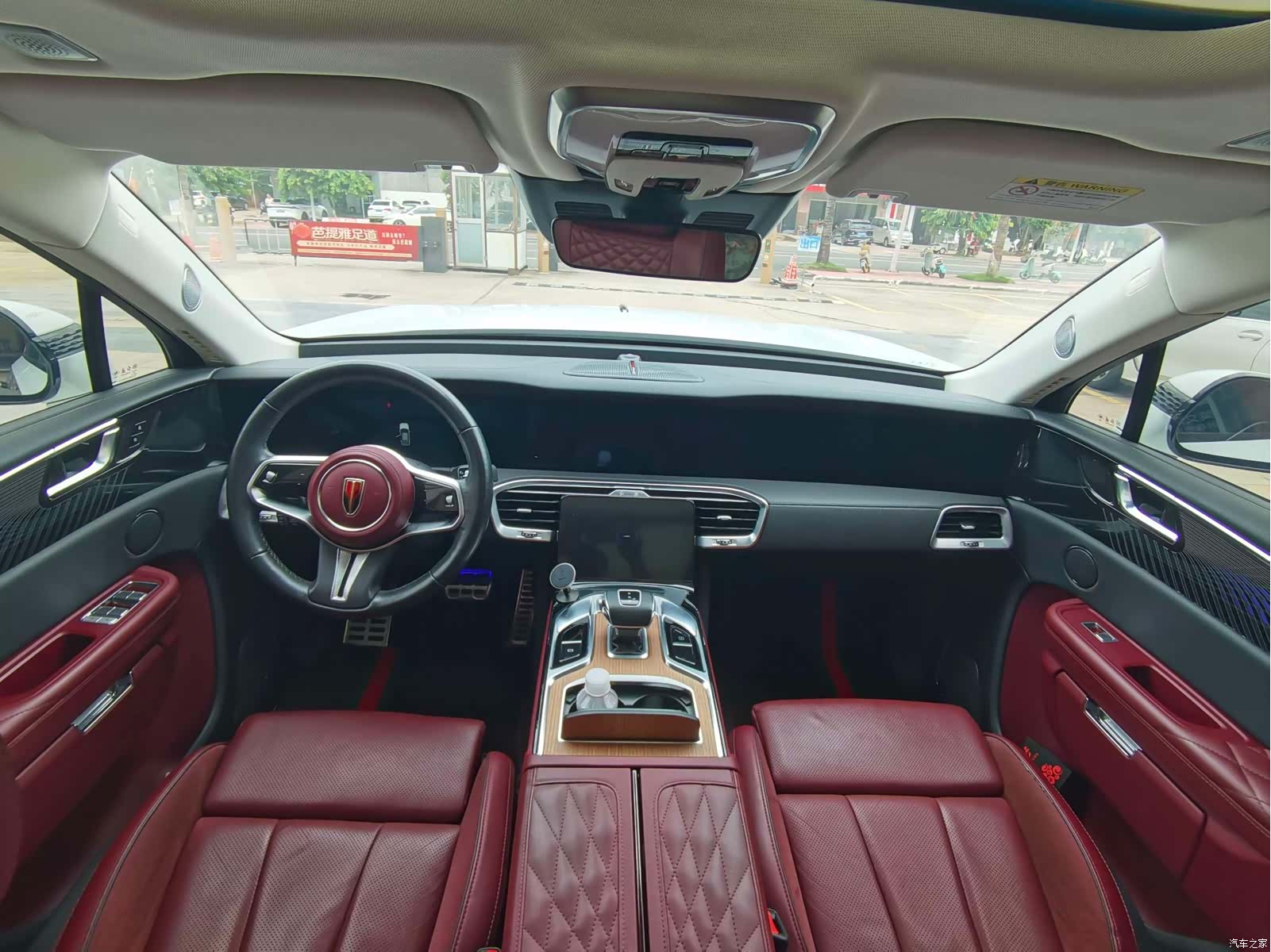 Hongqi E-HS9, 2021 все фото