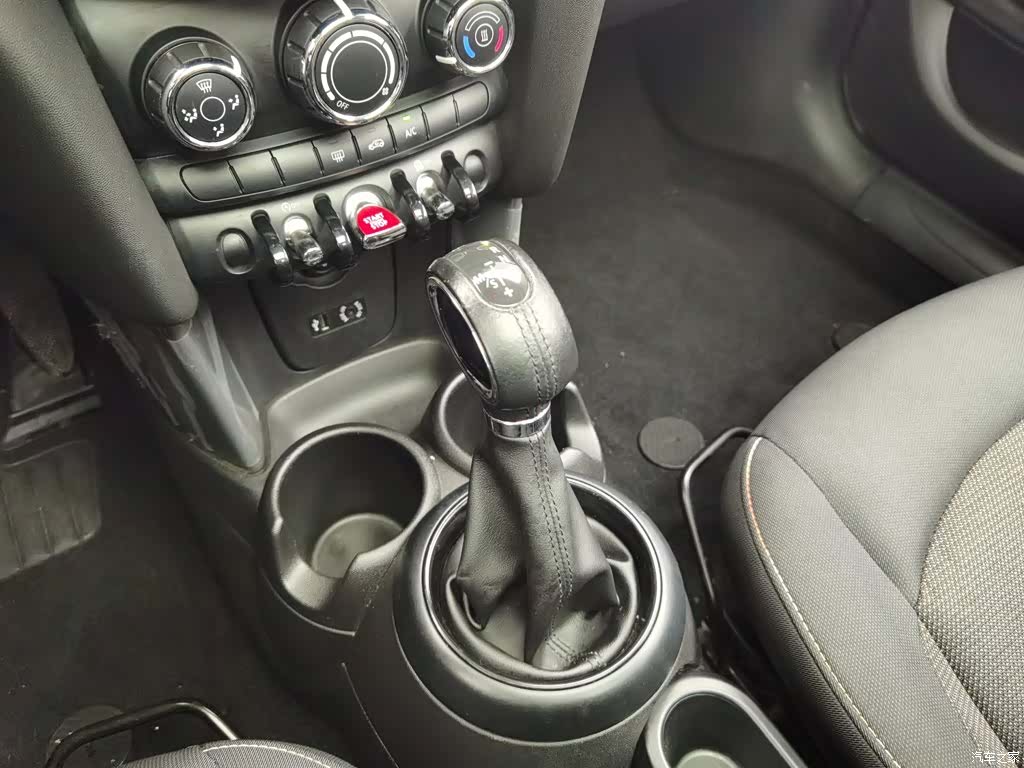 Mini ONE, 2016 13