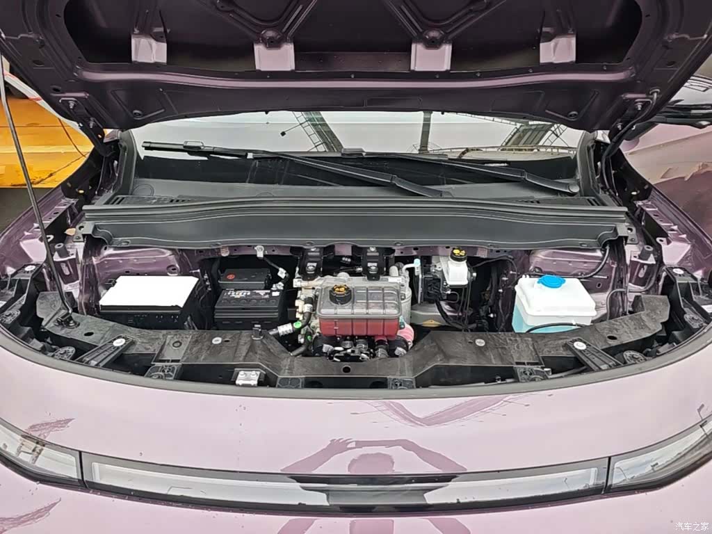 Leapmotor B10, 2025 20