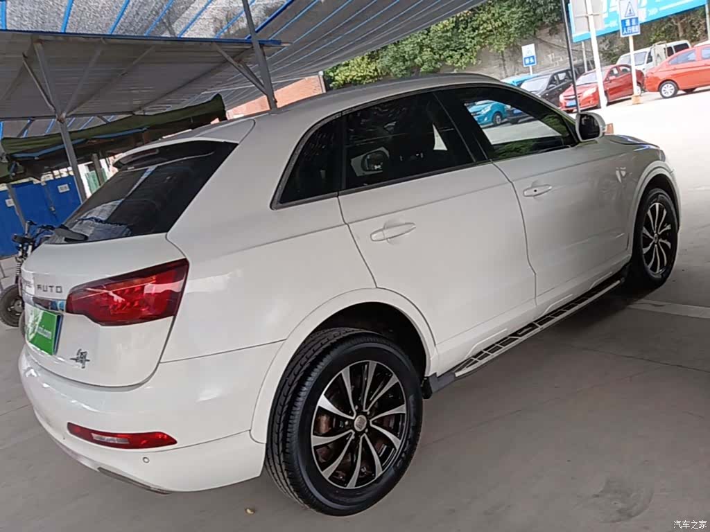 Zotye SR7, 2016 7